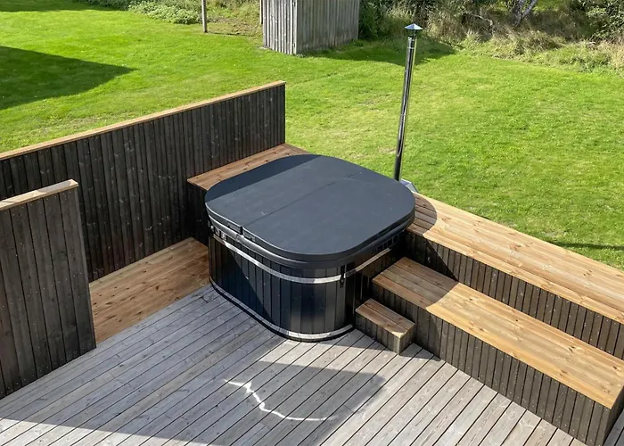 3 Bedroom Beautiful In Vaeggerlose Bøtø By